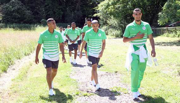 مدي 1 تي في - الأخبار : لاعبو الجزائر يسعون للحصول على قسط من الراحة قبل لقاء مالي بتصفيات افريقيا