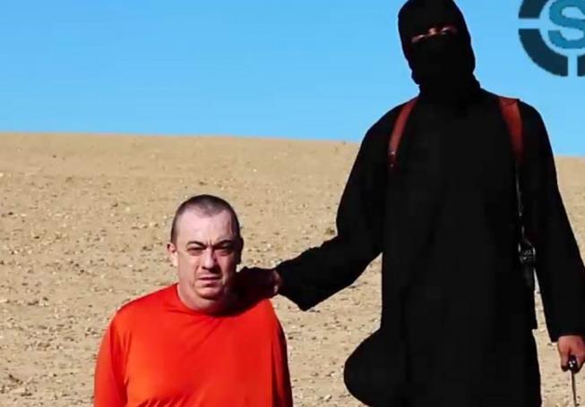 كاميرون يؤكد "الاعدام الوحشي" لمواطنه آلن هينينغ بيد تنظيم داعش