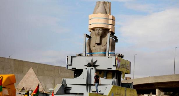 نقل تمثال الملك "رمسيس الثاني" إلى المتحف المصري في موكب احتفالي