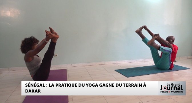 Sénégal : la pratique du yoga gagne du terrain à Dakar
