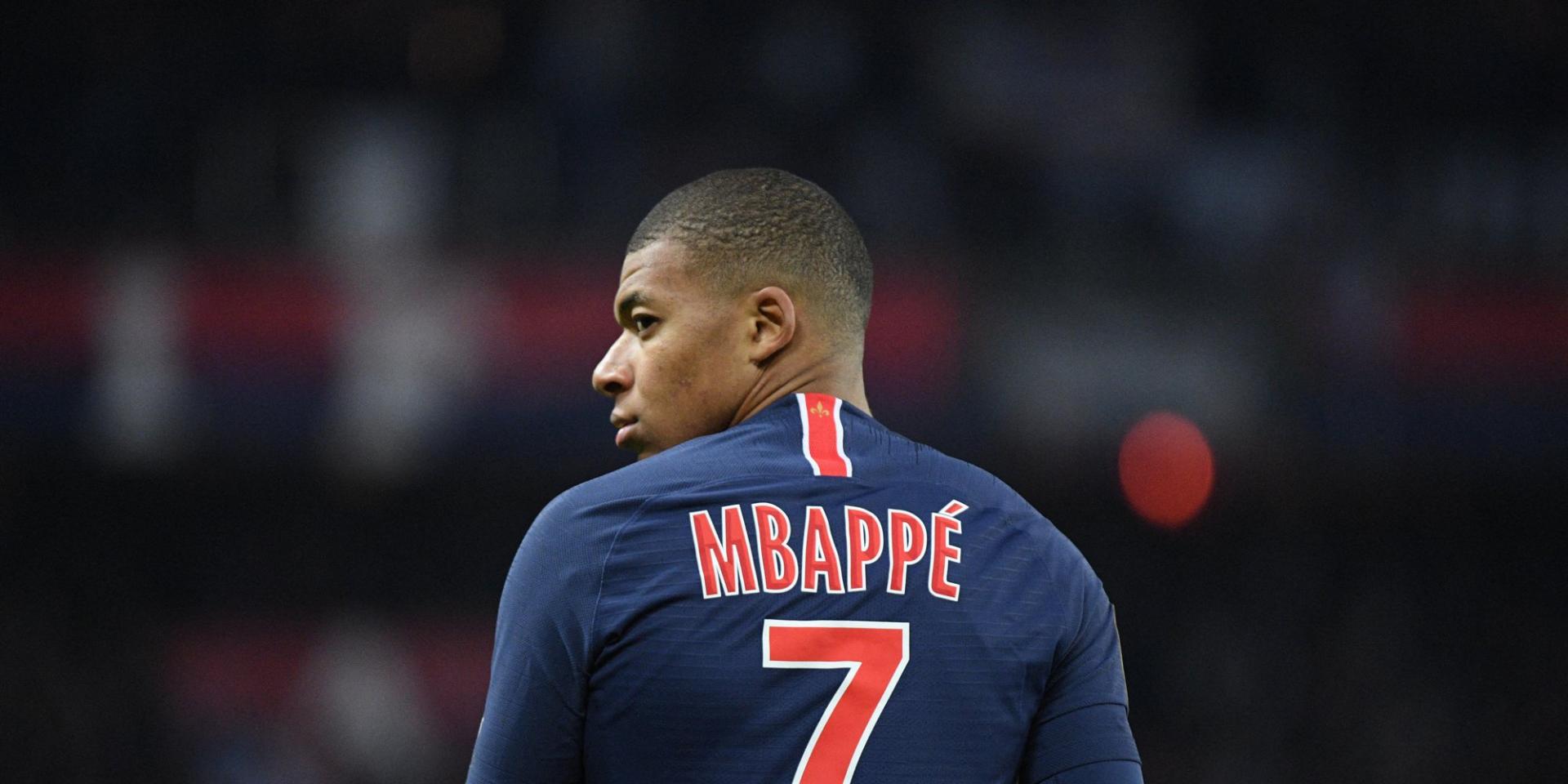 Transfert: Mbappé prolonge de trois saisons au PSG 