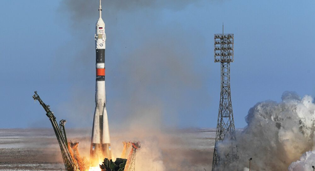 Une fusée Soyouz lance 36 nouveaux satellites de l'opérateur britannique OneWeb

