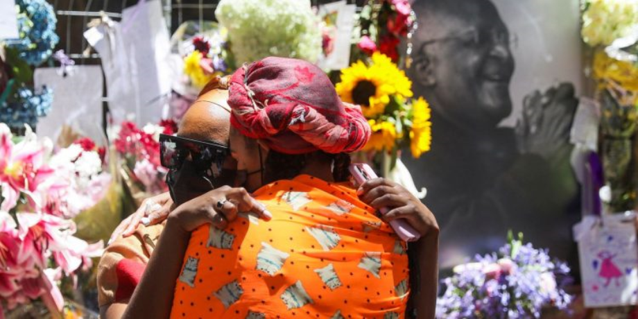 L'Afrique du Sud enterre et pleure Desmond Tutu

