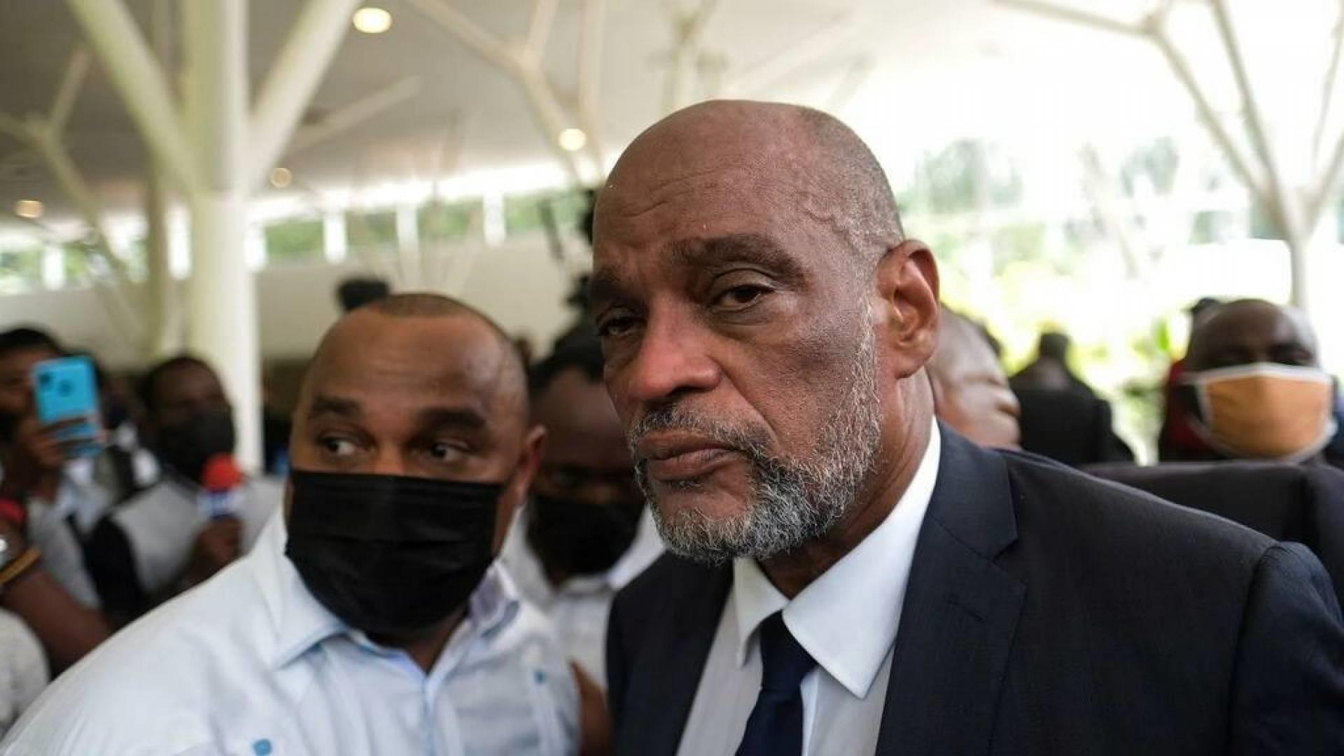 رئيس وزراء هايتي ينجو من محاولة اغتيال خلال احتفال وطني
