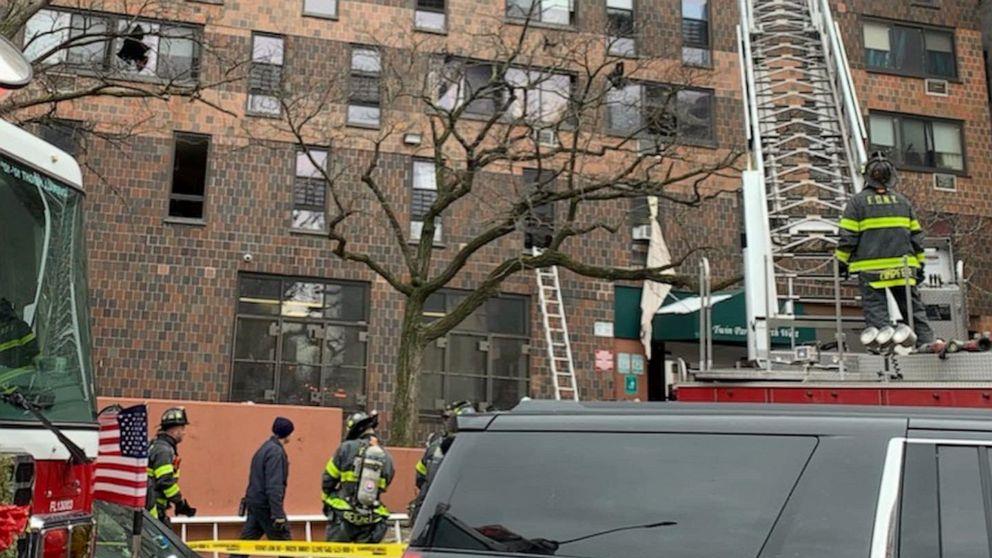 19 قتيلا في حريق بمبنى في نيويورك