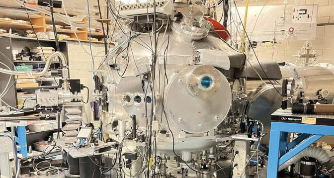 Canada: Des chercheurs génèrent le plus grand flux de neutrons jamais obtenu avec un laser