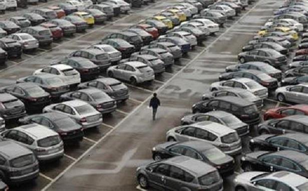 انخفاض قياسي لمبيعات السيارات في الاتحاد الأوروبي