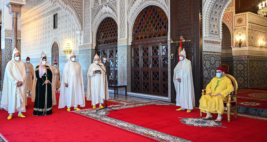 Le Roi Mohammed VI reçoit les dix membres élus du Conseil Supérieur du Pouvoir Judiciaire
