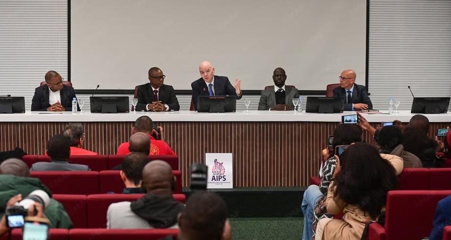 الاتحاد الإفريقي للصحافة الرياضية يكرم نخبة من الإعلاميين الرياضيين الأفارقة
