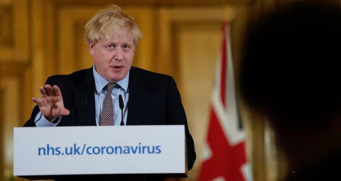 رئيس الوزراء البريطاني يعلن رفع الجزء الأكبر من القيود المفروضة لمكافحة كوفيد