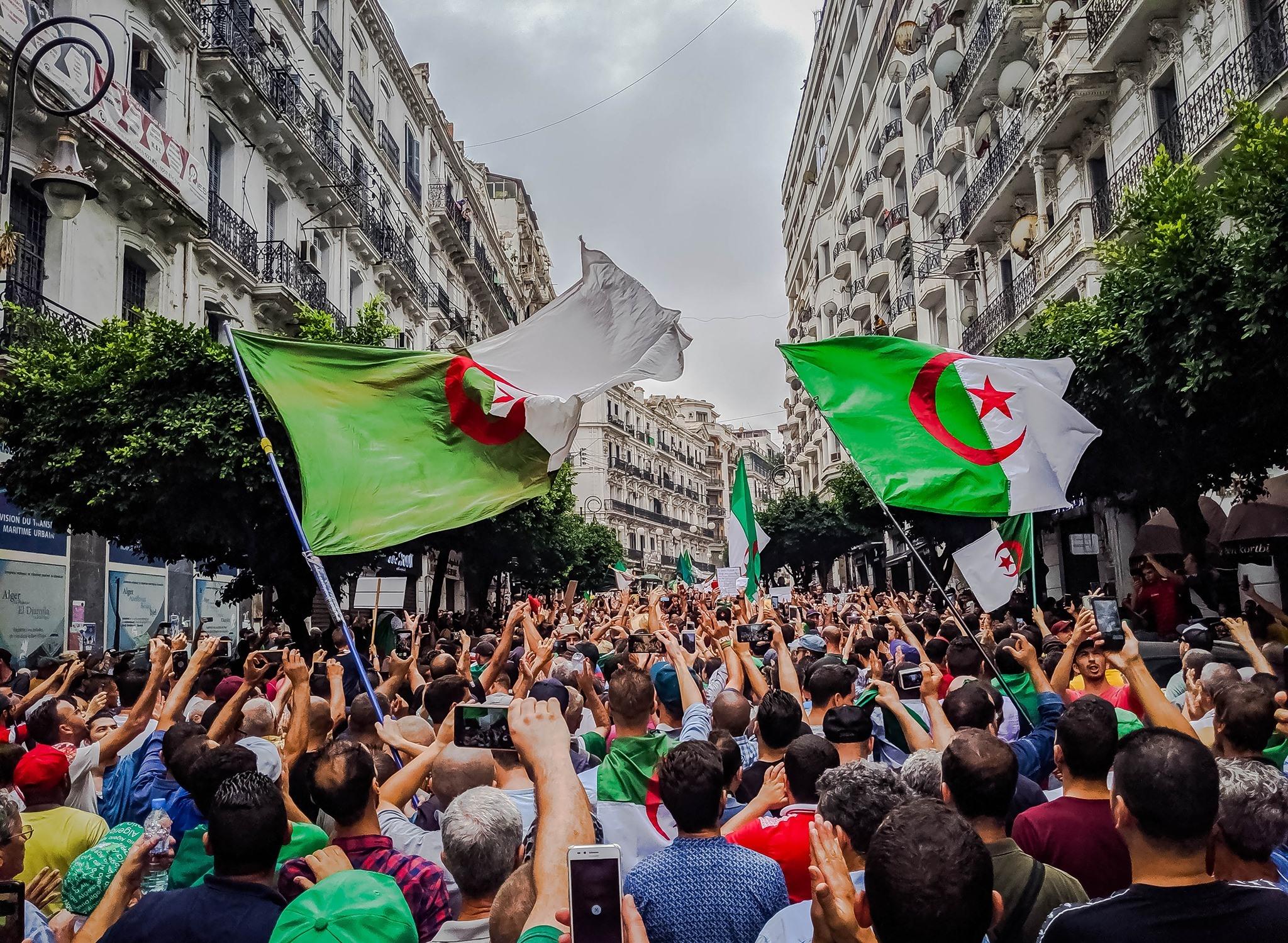 ماريان: سعي الجزائر المحموم إلى البحث عن أعداء وهميين سياسة "عفا عليها الزمن"