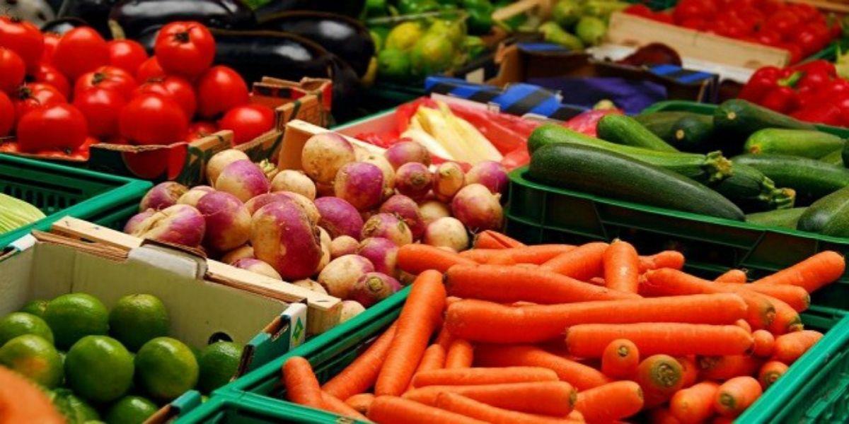 أسعار الخضر والفواكه واللحوم في أسواق الجملة
