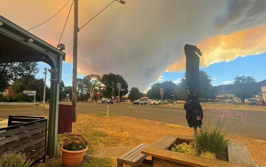 Incendies en Australie: Des milliers d'habitants appelés à évacuer