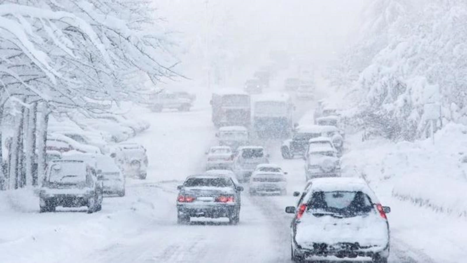 Alerte météo : chutes de neige jusqu'à 50 cm dans certaines provinces lundi et mardi
