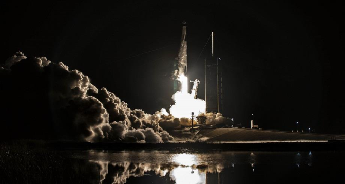 SpaceX lance un nouvel équipage vers ISS