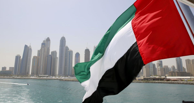 Les Émirats arabes unis prolongent la réduction volontaire de leur production de pétrole jusqu’au 2e trimestre 2024