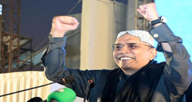 Pakistan : Asif Ali Zardari élu président

