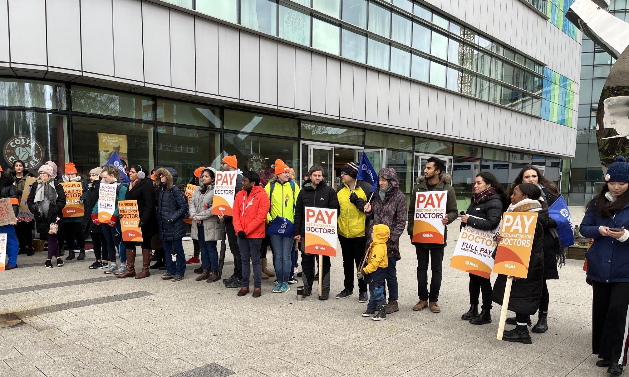 Grève Des Médecins Du Secteur Public Au Royaume-Uni