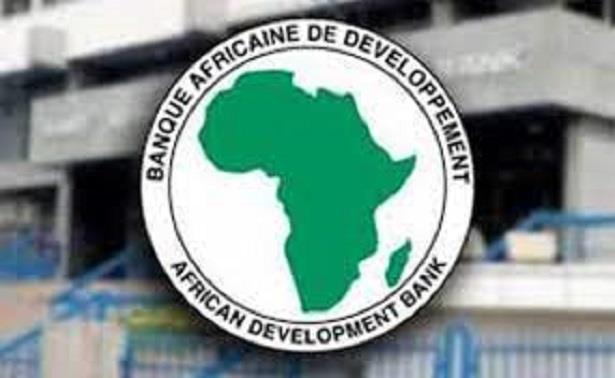 البنك الإفريقي للتنمية يشيد بتناغم المخطط التنموي للمملكة وصمود اقتصادها