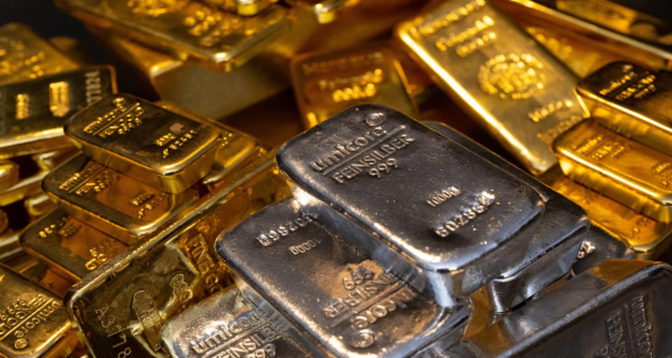 ارتفاع أسعار الذهب وتراجع الفضة 