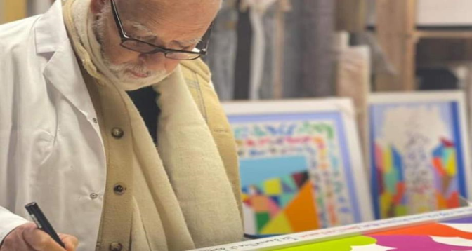 "من الكتابة إلى الصباغة".. معرض تشكيلي للطاهر بنجلون بالرباط