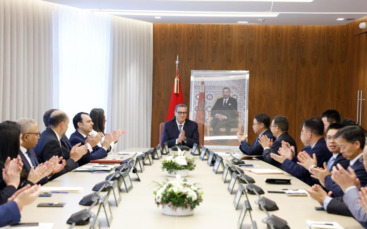 برئاسة أخنوش، توقيع اتفاقية استثمار بين الحكومة المغربية والمجموعة الصينية BRT