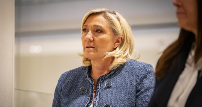 France : Marine Le Pen sera candidate à l&rsquo;élection présidentielle de 2027
