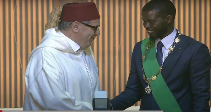 Bassirou D. Faye reçoit la délégation marocaine, conduite par le Chef du gouvernement, qui représente SM le Roi à la cérémonie de son investiture