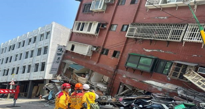 Alerte au tsunami à Taiwan et au Japon après un séisme de magnitude 7,4