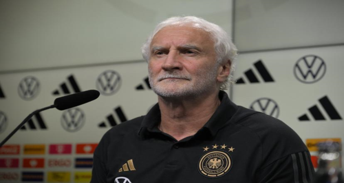 Foot: Rudi Völler maintenu au poste de directeur sportif de l’Allemagne jusqu’en 2026