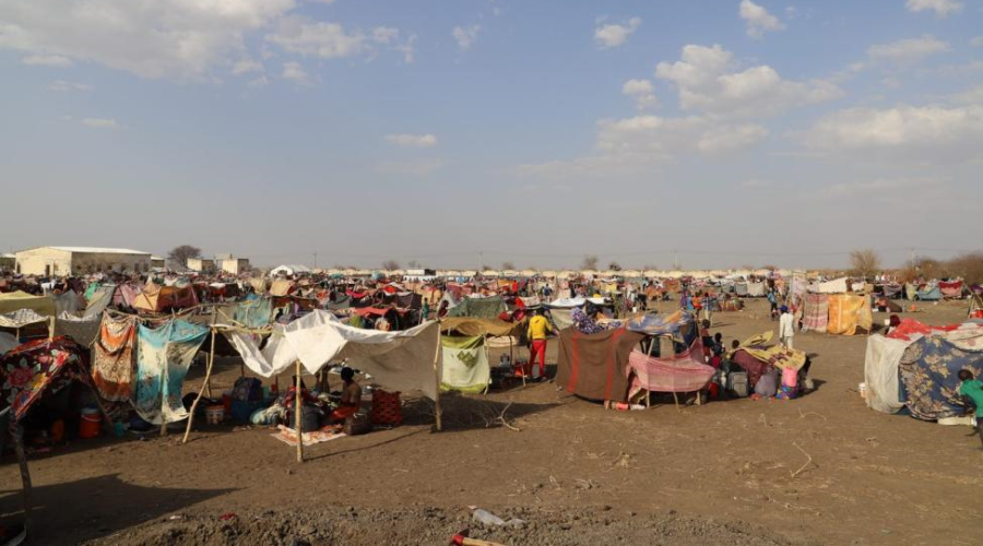 مفوض الأمم المتحدة يدعو إلى انهاء الحرب في السودان