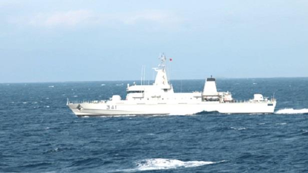البحرية الملكية تُجهض عملية لتهريب المخدرات في عرض ساحل الحسيمة
