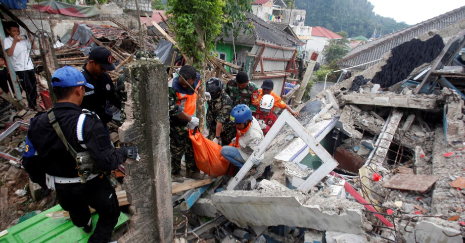 إندونيسيا.. زلزال بقوة 6,5 درجات قبالة جزيرة جاوا