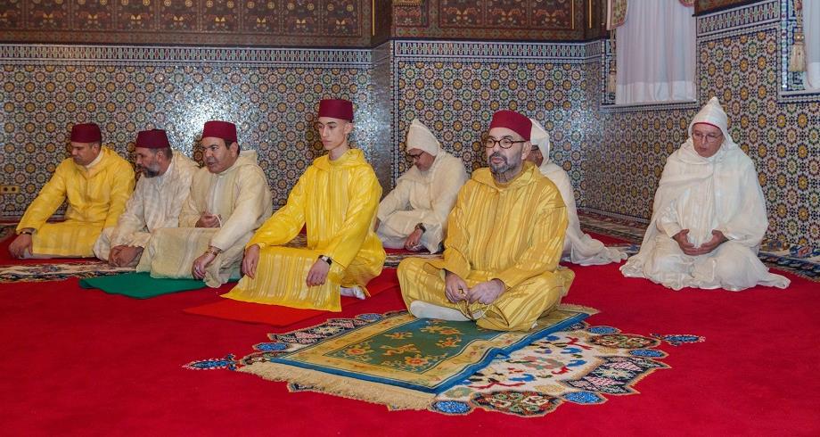 Le Roi Mohammed VI, Amir Al-Mouminine, commémore Laylat Al-Qadr bénie

