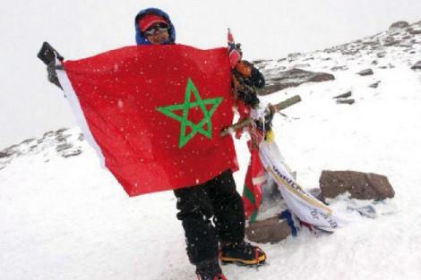المغامرة المغربية بشرى بايبانو تنجح في تسلق قمة جبل أنابورنا بالهيمالايا
