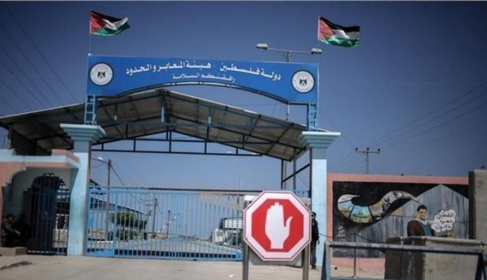 إسرائيل تفرض إغلاقا على الضفة الغربية ومعابر قطاع غزة