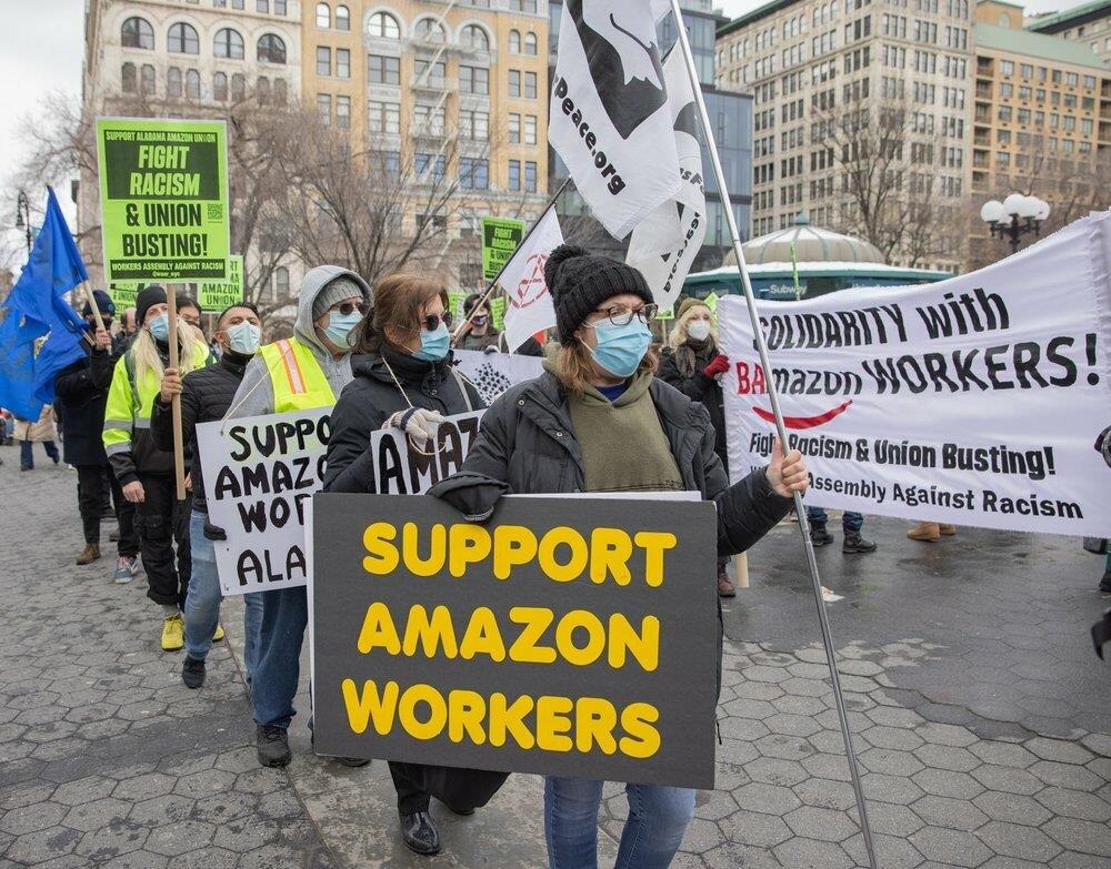  Amazon à New York:  Les employés d’un second entrepôt votent sur un syndicat 