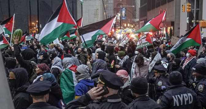 Etats-Unis : les manifestations pro palestiniennes posent problème à Joe Biden