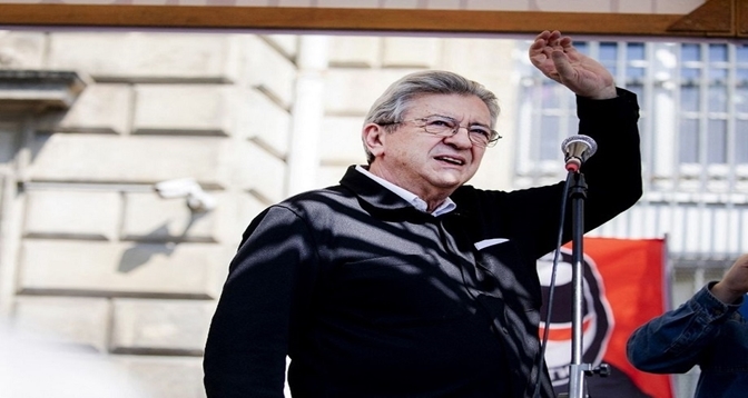 Mélenchon officialise sa candidature à la présidentielle 2027 et prépare un nouveau combat politique