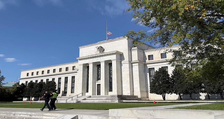 La Fed relève ses taux agressivement, d'autres hausses "justifiées"