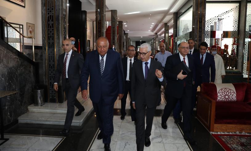 رئيس مجلس النواب يتباحث مع وزير الخارجية المصري