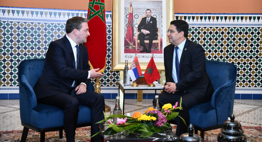 صربيا تشيد بدور المغرب كقطب إقليمي للاستقرار