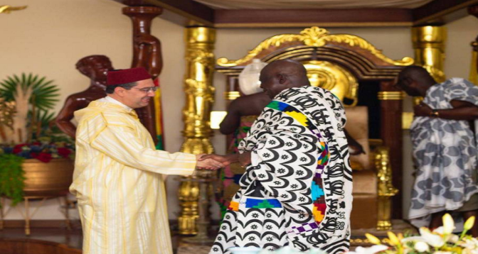 Bourita représente Sa Majesté le Roi Mohammed VI au 25è anniversaire de l’intronisation du Roi du Royaume Ashanti

