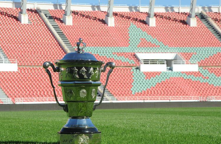 Coupe du Trône (saison 2019-2020) : l'AS FAR remporte le titre en battant en finale le Moghreb de Tétouan (3-0)
