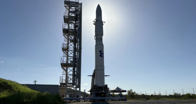 Espace: le premier lancement orbital d'une fusée australienne reporté à vendredi

