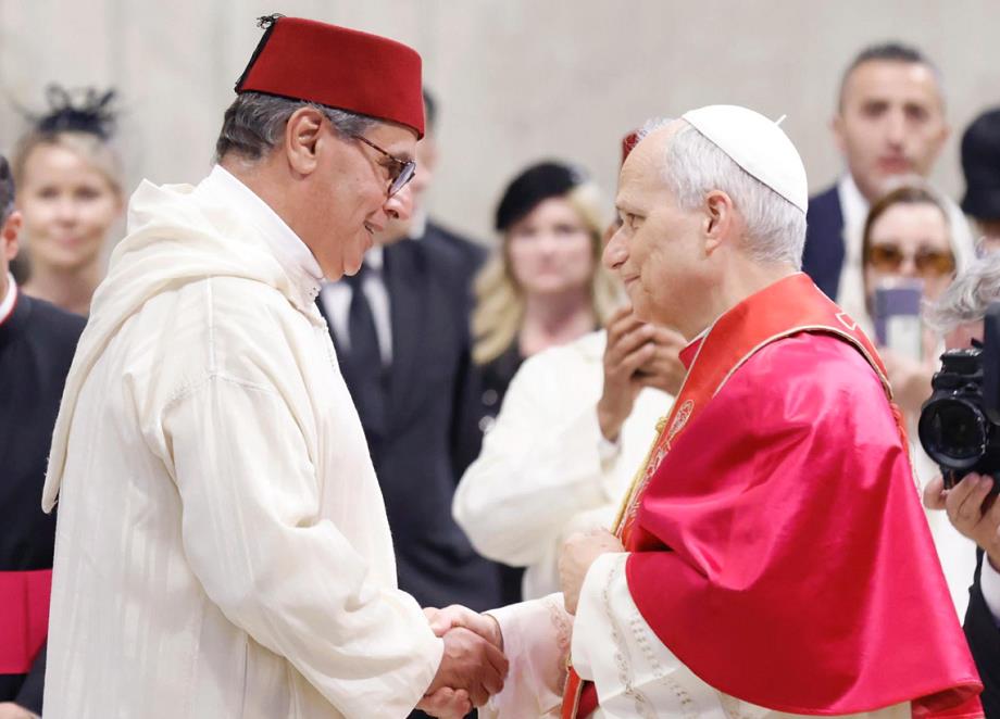 Akhannouch représente SM le Roi, Amir Al-Mouminine, à l'inauguration officielle du pontificat du Pape Léon XIV