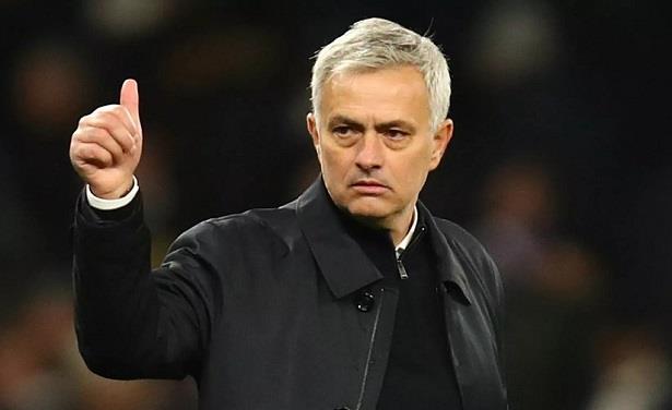 مورينيو جاهز للعودة إلى ريال مدريد في حال إعادة انتخاب بيريس رئيسا للنادي الملكي