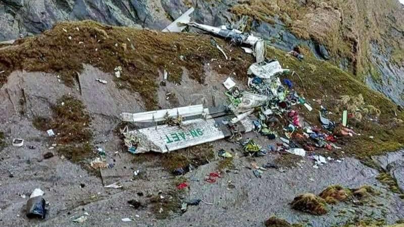 العثور على 14 جثة في موقع تحطّم الطائرة النيبالية 