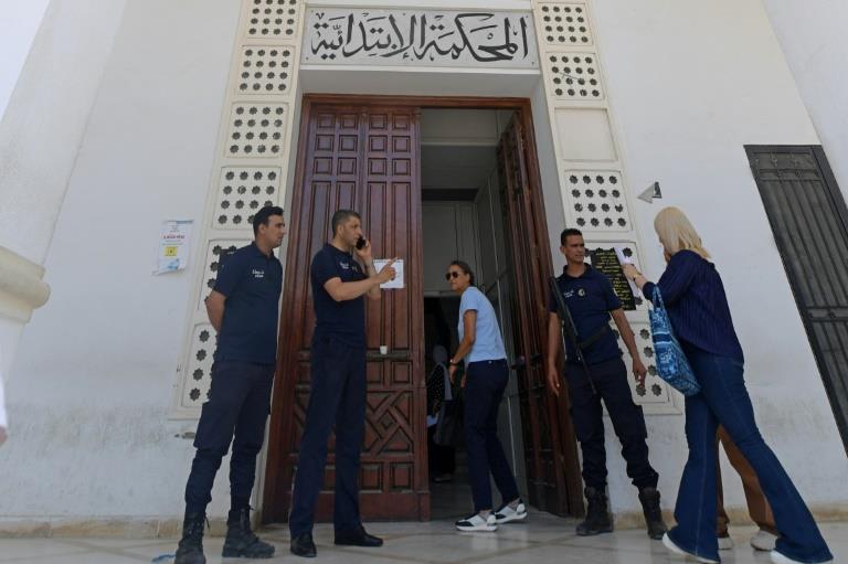 En Tunisie, grève des magistrats après la révocation de 57 confrères