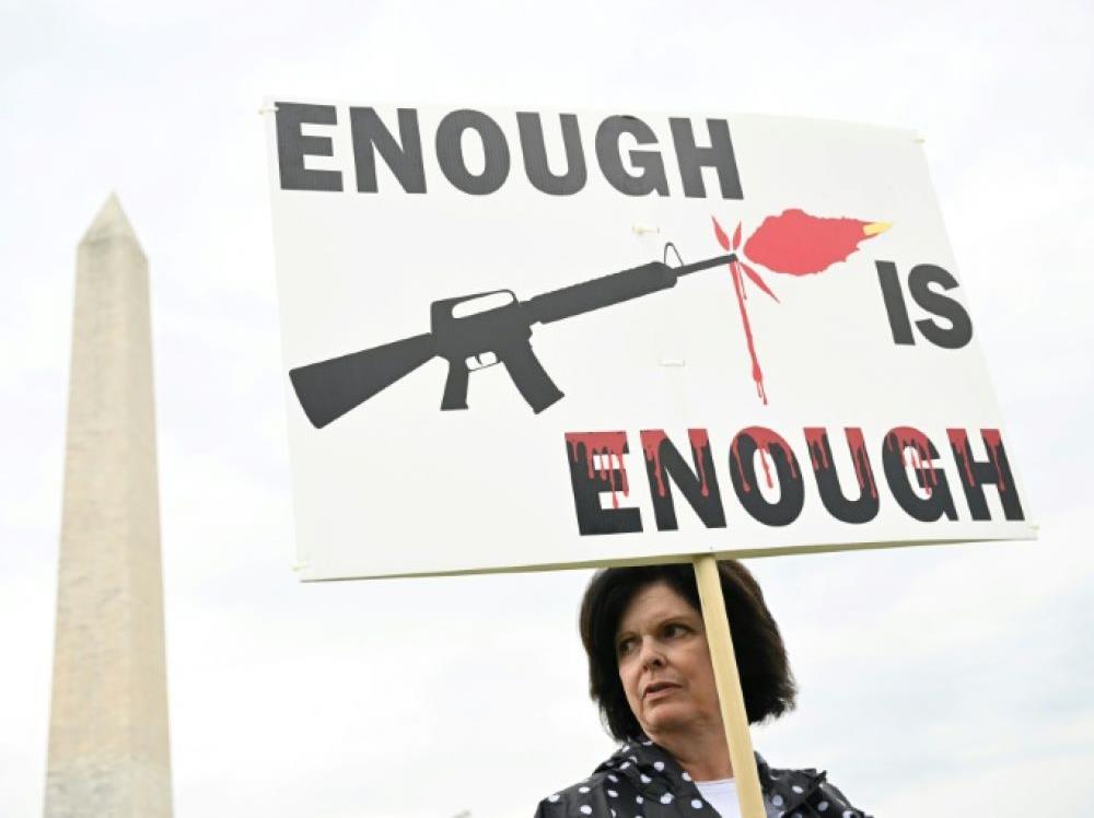 USA: le Congrès adopte une loi inédite pour restreindre l'accès aux armes à feu
